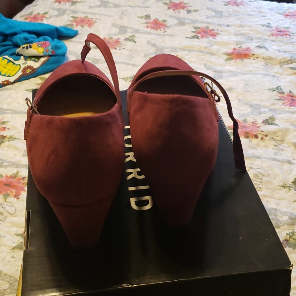 Wedges - Picture 2 of 4